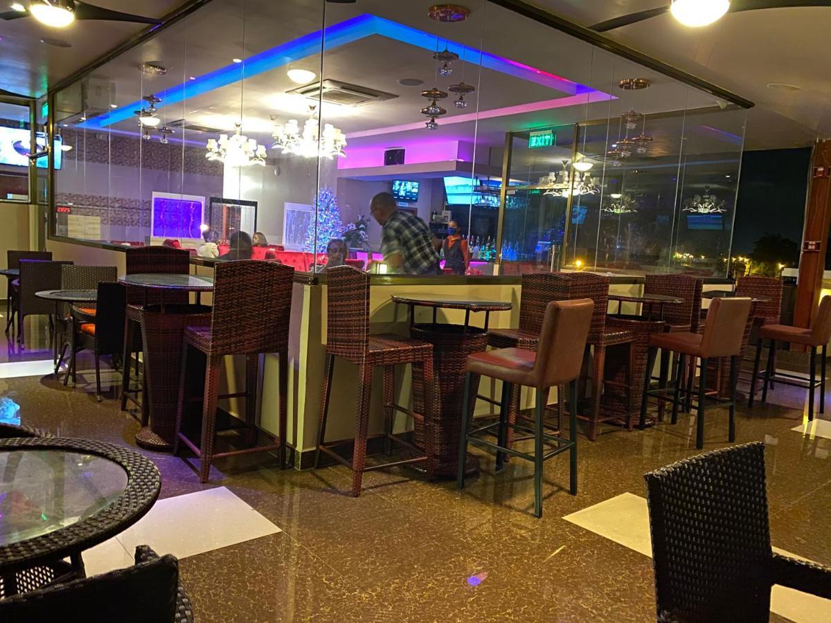 Grand Diamond Hotel Trinidad Piarco エクステリア 写真