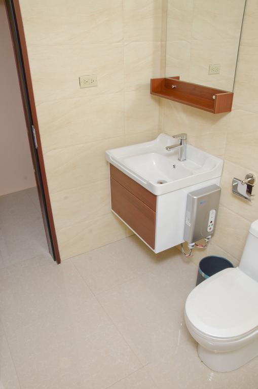 Grand Diamond Hotel Trinidad Piarco エクステリア 写真