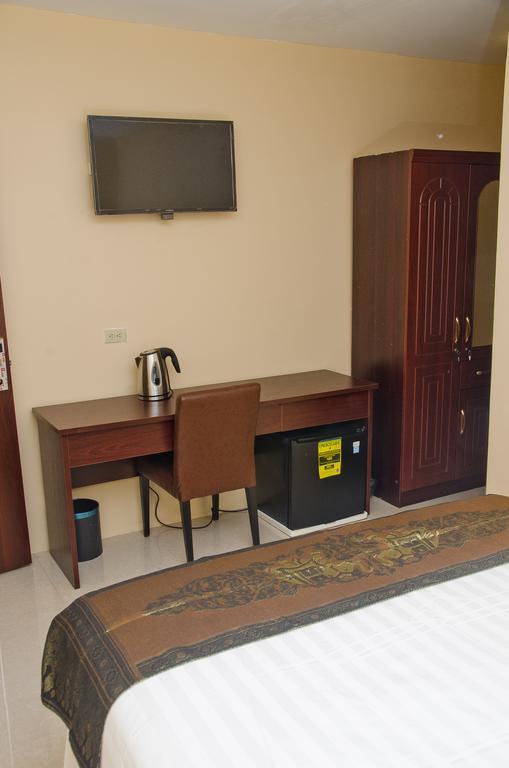 Grand Diamond Hotel Trinidad Piarco エクステリア 写真